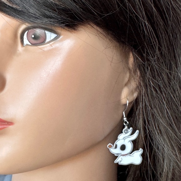 ZERO Dangle Earrings, Nightmare Before Christmas - Picture 1 of 3
